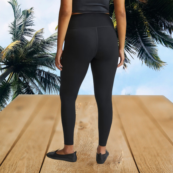 (50% OFF) NWT Everlane The Perform Legging Ankle Black Size Large - Picture 2 of 5
